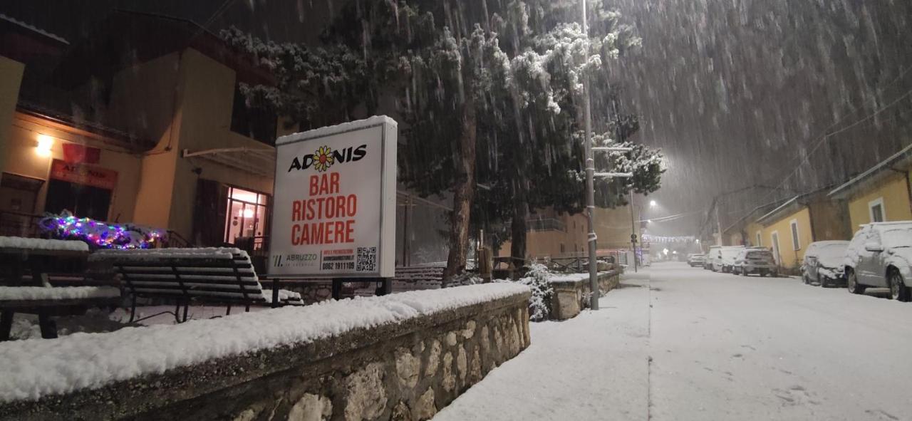 Adonis Ξενοδοχείο Castelvecchio Calvisio Εξωτερικό φωτογραφία
